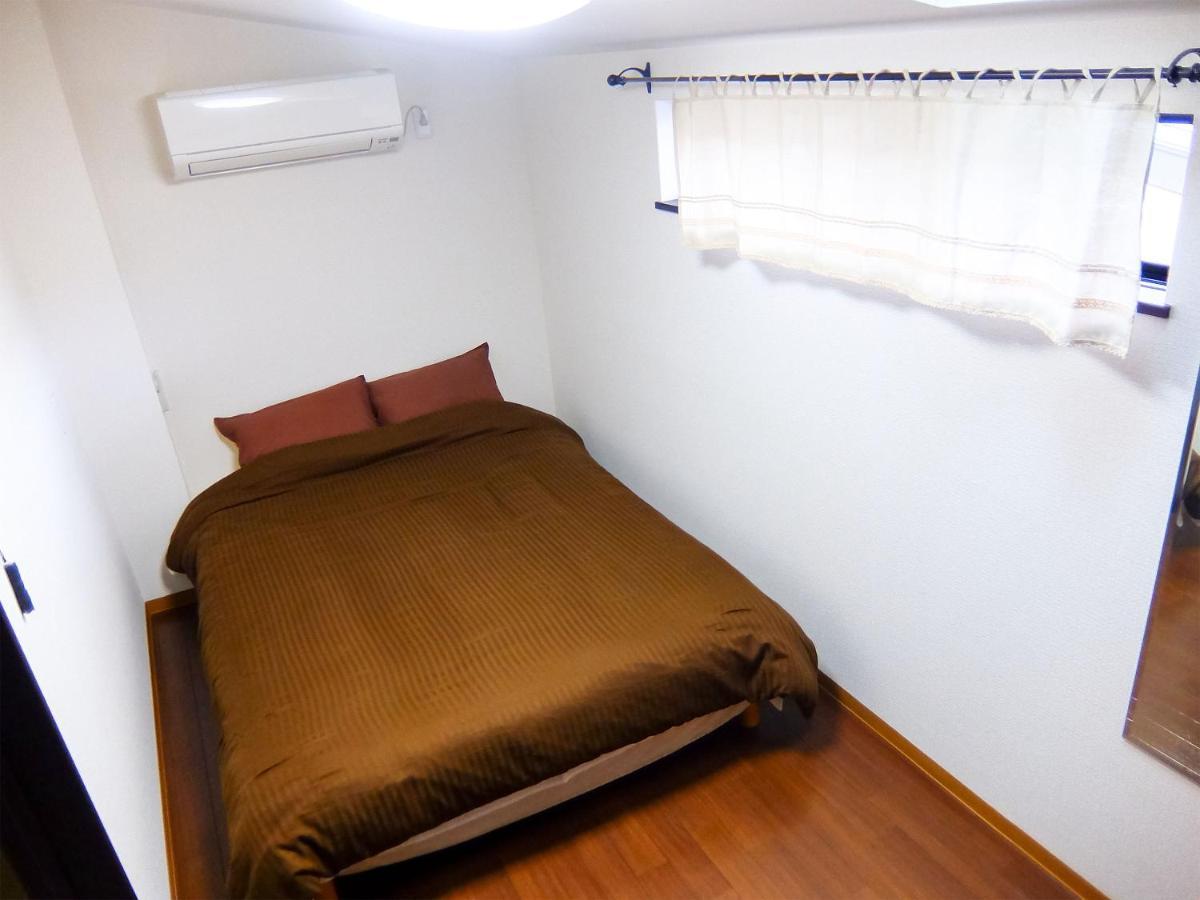 Guesthouse Bell Fushimi Kyoto Bagian luar foto