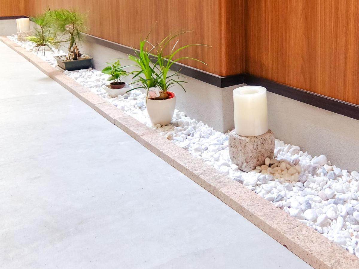 Guesthouse Bell Fushimi Kyoto Bagian luar foto