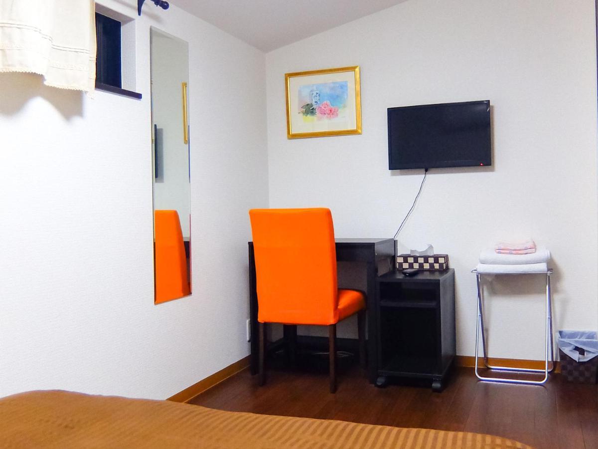 Guesthouse Bell Fushimi Kyoto Bagian luar foto