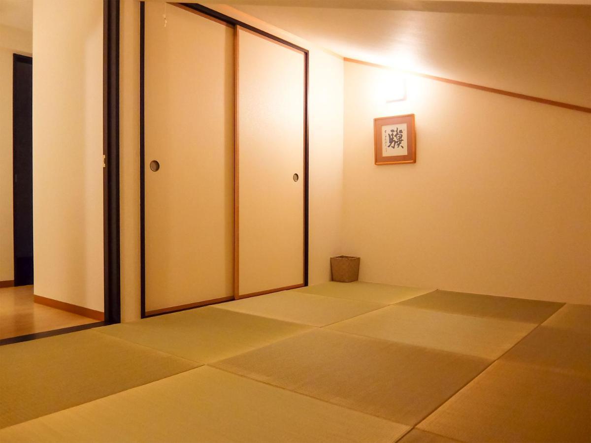 Guesthouse Bell Fushimi Kyoto Bagian luar foto